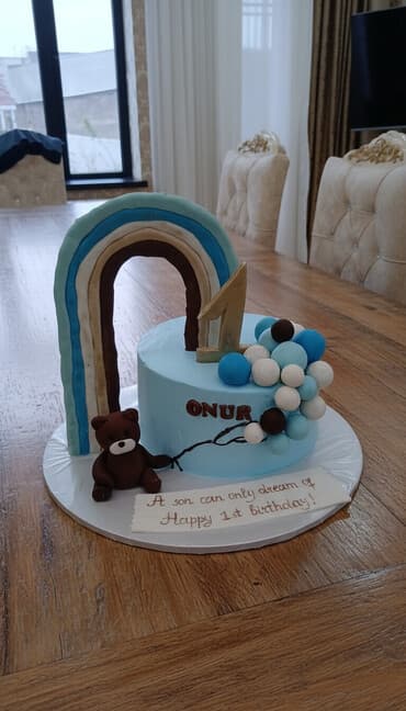 Musteri zakaz edib torti goturmeyib kim istese yazsun mene adini — 1