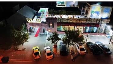 mərdəkanda kirayə: Uluxanlı Restaurant – geniş və işıqlı məkan - Fasaddan görünən — 12