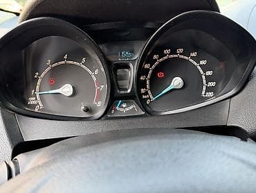 çöl dovşanı: Ford Tourneo: 1 l | 2014 il 342000 km Van/Minivan — 10