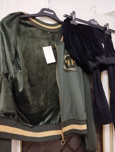 sari qizil komplekt: Dəst 36 S razmer Alınıb 50 AZN təzədir dəyərindən aşağı satıram — 8