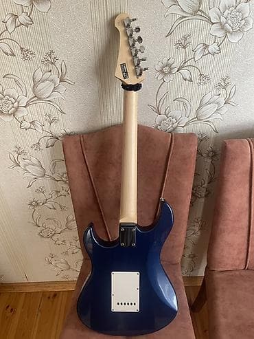 elektro qitara: Elektron gitara, Yamaha — 2