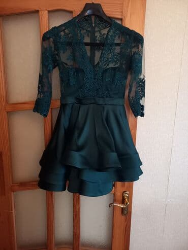 kiraye donlar bakida: Ziyafət donu.500azn tikilib.3dəfə geyinib.yeni kimidir.Ximçictka — 2