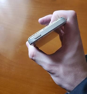 iphone satışı: IPhone 5s, Qızılı — 6