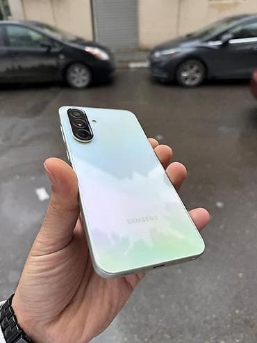 Компьютеры, ноутбуки и планшеты: Samsung Galaxy A36, 256 ГБ, цвет - Синий, Гарантия, Кнопочный, Сенсорный — 4