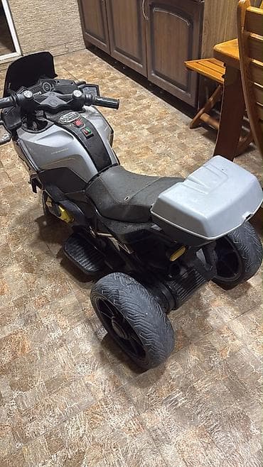детский квадроцикл: Uşaq üçün elektrikli kvadriskl (ride-on) - Dizayn: 4 təkərli — 1