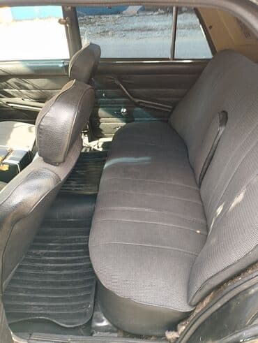 turbo az ef 10: Qara rəngdə olan klassik VAZ 2106 ili 1978 modeli. Avtomobil normal — 11