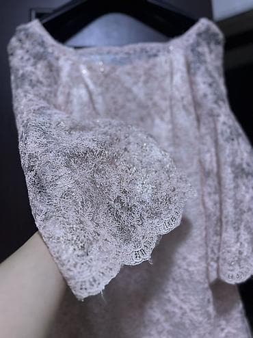 200 azna alınıb 100 azna satilir hech geyinilmeyib yenidir real gelib — 5