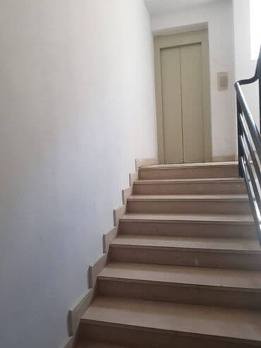 sumqayit 13 mkr: 2 otaqlı, Yeni tikili, m. 20 Yanvar, 58 kv. m — 10