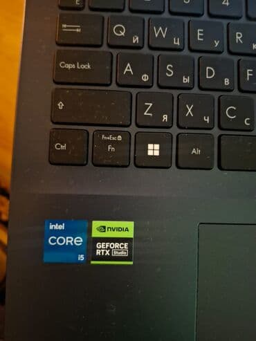 core i9: Cəmi 45 saat işləyibASUS VivoBook noutbuku - Ekran: nazik çərçivəli — 3