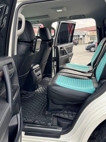 ravon r4 azerbaycan: Toyota 2000GT: 4 l | 2018 il Ofrouder/SUV — 5