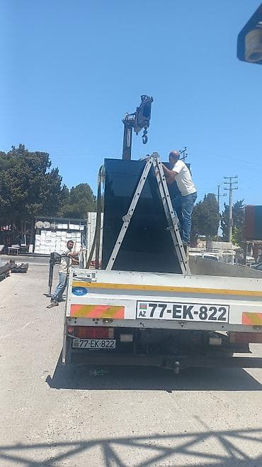 Butkalar, köşklar: Mühafizə butkası — 155 x 155 sm ölçülü, parlaq qara fasadlı — 6