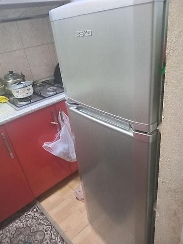 ps2 av kabel: İşlənmiş 2 qapılı Beko Soyuducu Satılır, rəng - Gümüşü — 1