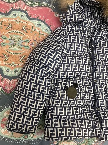 kurtka qiymətləri: Çox az geyinilib. Balacadı deyə satılır — 2