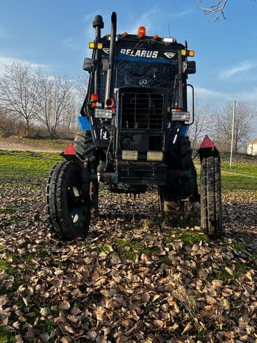 yer şumlayan texnika: Belarus MTZ traktor - Rəng: mavi, orijinal “BELARUS” yazıları və — 10