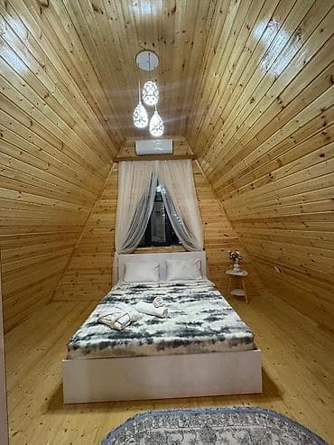 Həyət evləri və villalar: Kirayə üçün taxta interyerli A‑frame tipli rahat dağ koteci - — 7