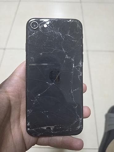 note 11 ikinci el: IPhone SE 2020, 128 GB, Jet Black, Qırıq — 2