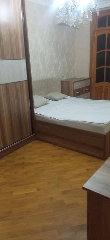 bina az bakı: Kirayə verilir tələbə 3 qıza və yaxud intizamlı ailəyə.5 mərtəbəli — 5