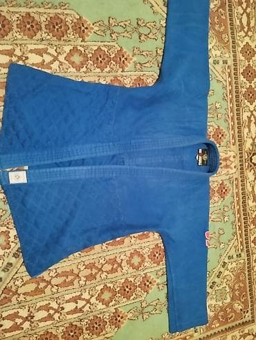 yagis geyimi: Mavi rəngdə judo kiminosu (gi) – komplekt: - Üst gödəkcə və şalvardan — 3