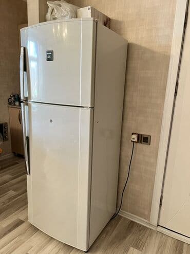 Mikserlər: 2 qapılı Sharp Soyuducu Satılır, rəng - Ağ — 3