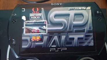 playstatio: PSP Go satılır. Konsol çox səliqəli istifadə olunub və tam işlək — 3