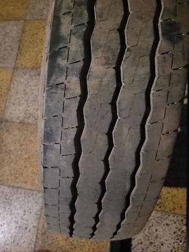 Yük avtomobili üçün təkər və disk komplekti - Ölçü: 185/75 R16C (şin