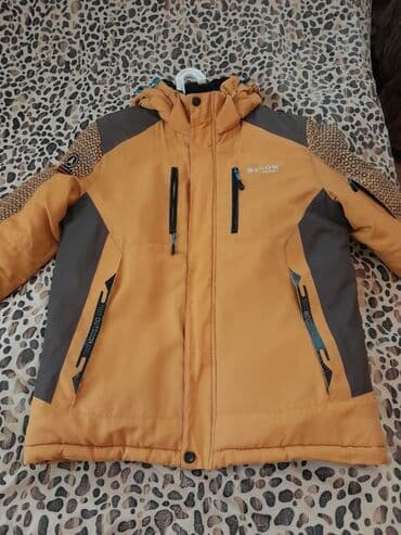 su keçirməyən kişi gödəkçəsi: Мужская куртка,б/у,в хорошем состоянии. Размер L. Есть ещё куртка — 5