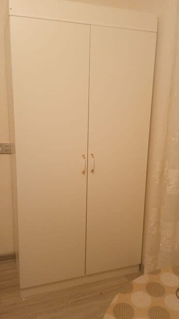 квартиры в аренду на длительный срок: Kirayə ev tələbə 1 qız axtarılır — 2