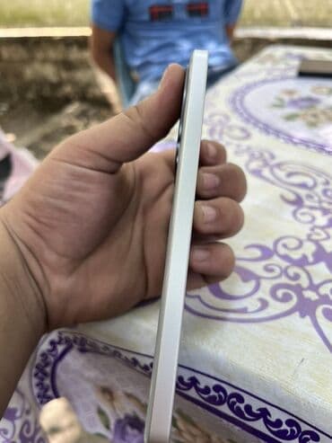 notbuk islenmis: Poco X6 pro 5G boz rəngli smartfon nazik dizayna və metal çərçivəyə — 4