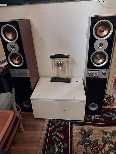 Mingo V399 multimedia akustik sistemi – iri ölçülü 2 ədəd döşəmə tipli