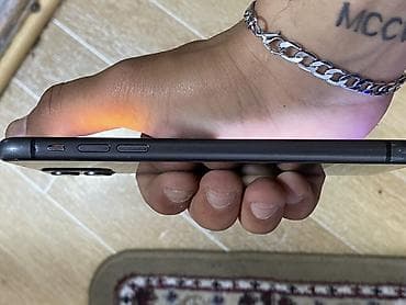 ev telfonu: IPhone 11, Qara, Face ID — 4