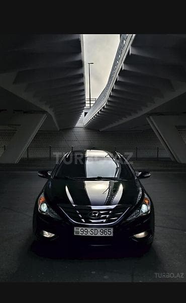eleyus venera a: Hyundai Sonata: 2 l | 2012 il Sedan — 1