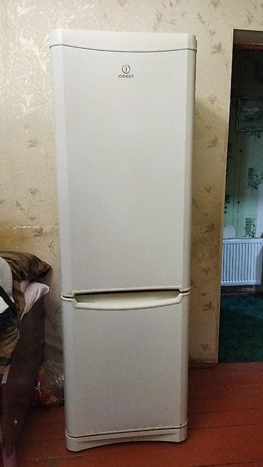 soyducu aliram: 2 qapılı Indesit Soyuducu Satılır, rəng - Ağ — 1