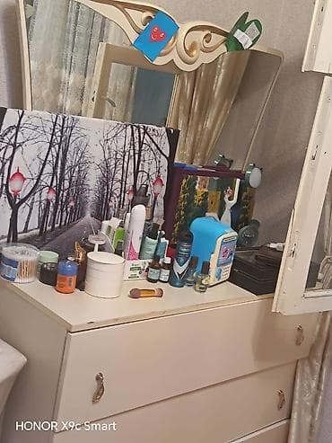 Yeni, Güzgülü