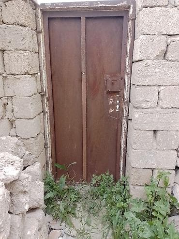 Bine qesebesi ağır qapidir kenarlari qalib svellerdir — 2