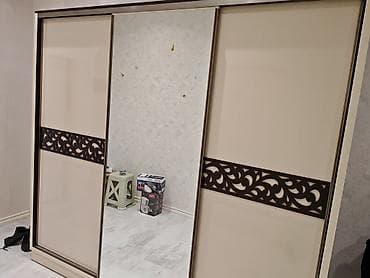 Az istifadə olunub .Hündürlük 220 .En 240.Dərinlik 60