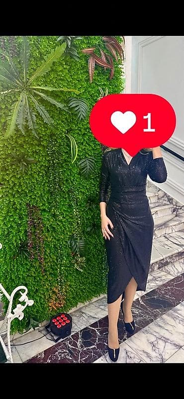 Qadınlar üçün qara ziyafət donu - Rəng: qara, incə parıltılı toxuma -