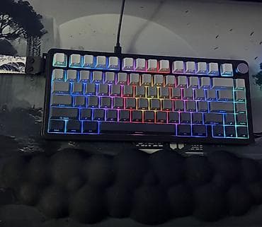 oyun kamputer: Oyun kompüteri satılır. 2020-ci ildə alınıb, 3 il istifadə olunmayıb — 2