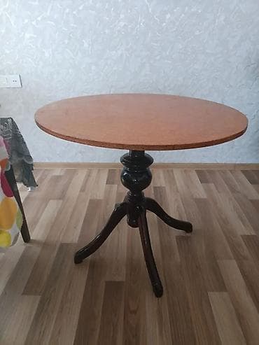 kapa: Sovetdən Qalma Gözəl Möhkəm dairə formalı Masa, görünüşü möhtəşəmdir — 2
