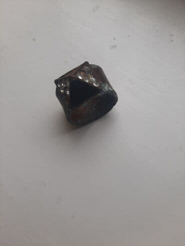 sade qizil uzukler: Üzük — 2