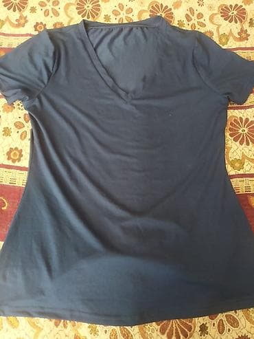şifon kofta modelleri: Her biri uygun qiymete - Modellər: 4 ədəd 1) Bordo rəngli, V‑yaxa — 3