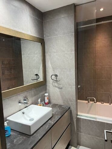 berdede kiraye evler 2025: Nəsimi rayonu, Port Baku kompleksində 24 mərtəbəli elit binanın 8 ci — 10