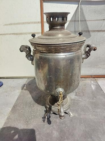 ev əşyası: Klassik kömür/sobayaq İstilikli Samovar - Material: metal korpus — 2