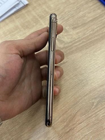 16 pro maxs: IPhone Xs, 64 GB, Qızılı, Face ID — 4