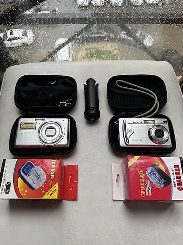 İkisi birlikdə endirimlə 200 azn. Hər ikisi tam işləkdir. Sony