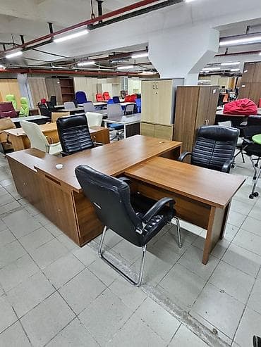 reseption masa: Mudur Masassi sekilde gorunduyu kimidir hec bir prablemi yoxdur — 1