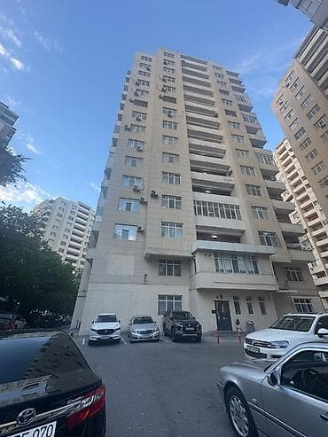 Mənzillər: Yasamal, 2 otaqlı, Yeni tikili, m. Elmlər Akademiyası, 105 kv. m — 2