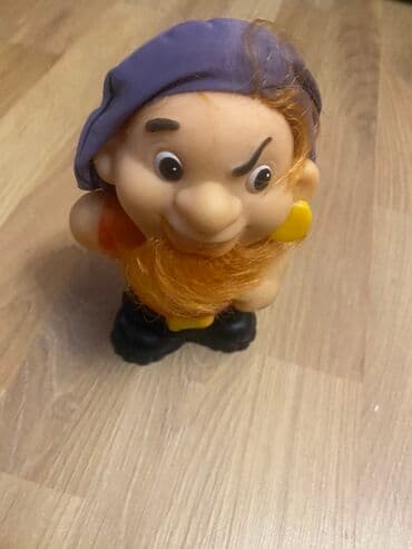 uşaq rasiyaları: 40 ilin kuklası isdifadə olunmayıb — 1