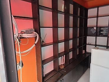 Mağaza avadanlığı: Arenda: Obyekt Ölçü və yerləşim: - Rəflər kvadrat bölmələrdən — 2