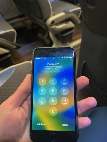 ipad min 5: IPhone 8, 64 GB, Qara, Simsiz şarj — 1