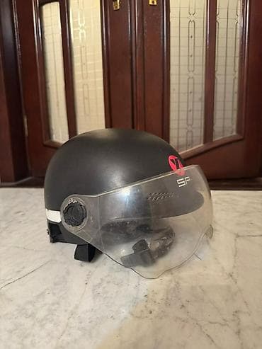 скутеры в баку: Vega 75azn ideal vezyetdedi Axk 35azn Balaca kaska 10azn Qara 15azn — 7